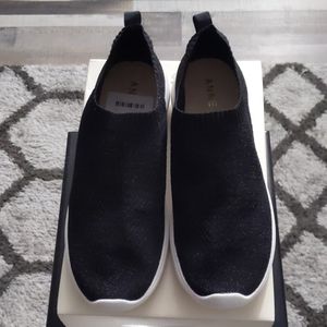 Anne Klein Wiley Black 10.5 M Fashio Tennis Shoes